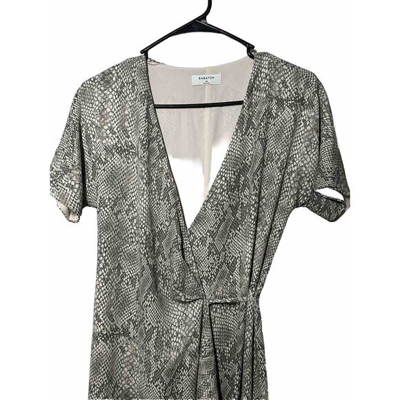 Aritzia Babaton Cream Gray Wallace Snake Print True Wrap Dress Short Sleeve XS - Picture 4 of 15